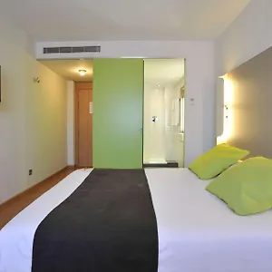 Travelodge Airport Hotell