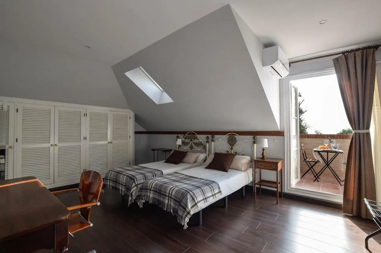 *** לינה וארוחת בוקר מאלגה Villa Antumalal B&B (Adults Only) ספרד